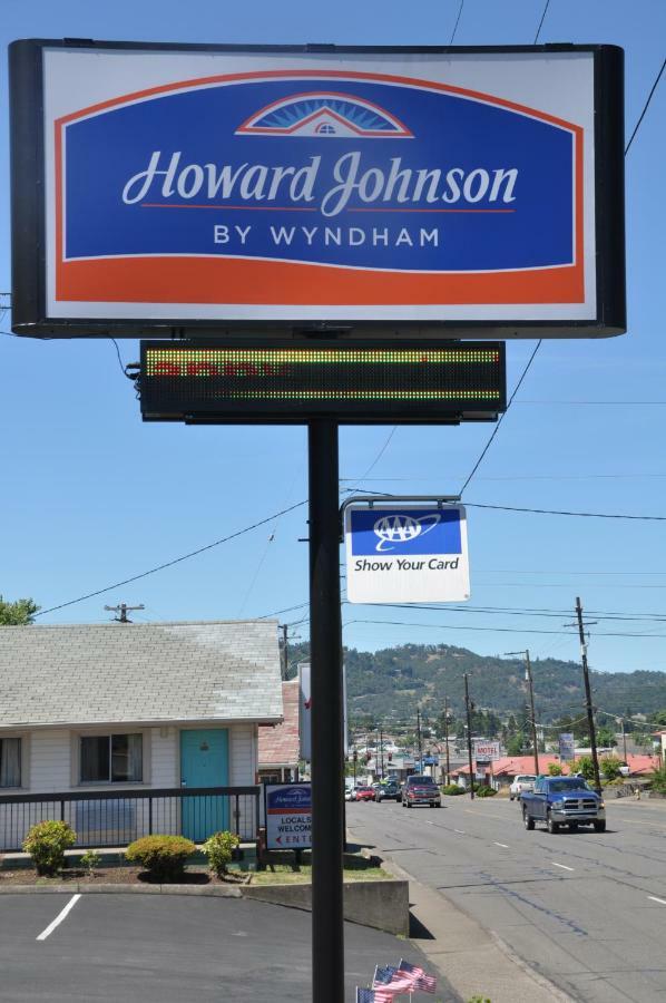 Howard Johnson By Wyndham Roseburg Eksteriør billede