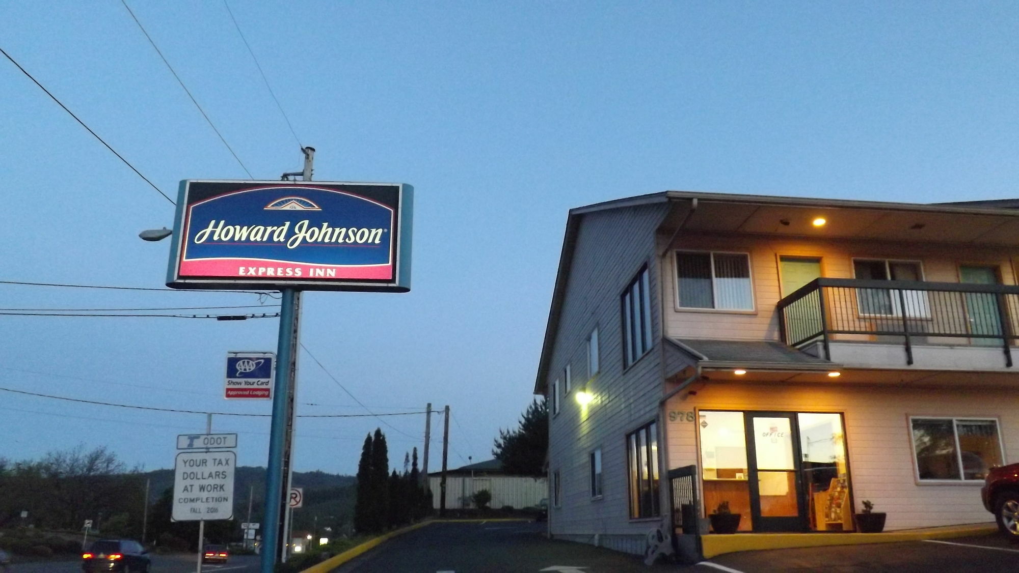 Howard Johnson By Wyndham Roseburg Eksteriør billede